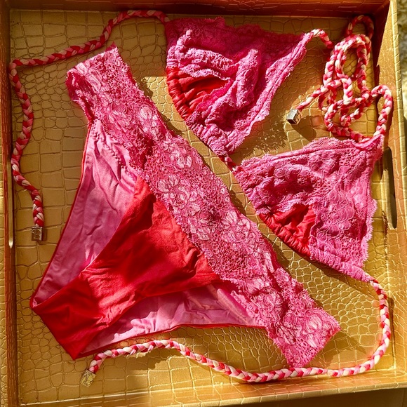 BEACH BUNNY SWIMWEAR SEXY & ELEGANT VIBRANT LACE BIKINI PINK/CORAL! COMFORTABLE - Picture 8 of 15